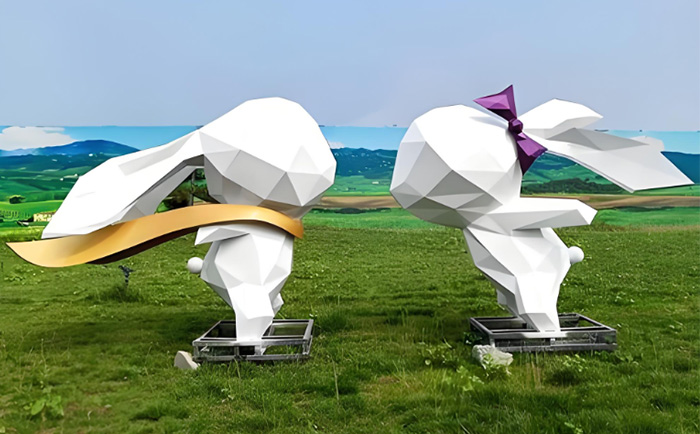 不銹鋼幾何動(dòng)物雕塑--以幾何為筆，重繪動(dòng)物的第二生命