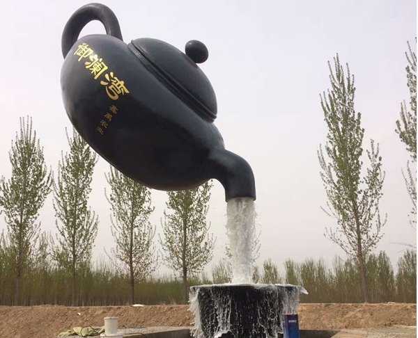 景觀雕塑定制，天壺雕塑，流水茶壺雕塑